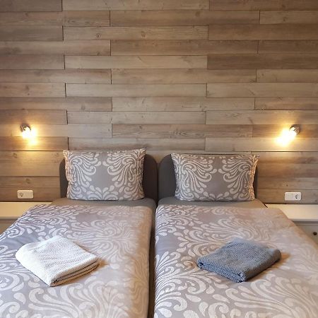 Flensburg Ferienwohnungen Apartment 1 מראה חיצוני תמונה